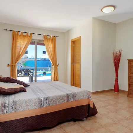 Susi * コスタ・デ・アンティグア